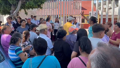 Vecinos de Yautepec protestan por aumento a tarifa del agua