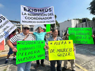 TRABAJADORES DE PEMEX EXIGEN SERVICIOS MÉDICOS